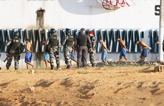18.01 Operação de transferência de presos em Alcaçuz - Foto Ivanizio Ramos (1)